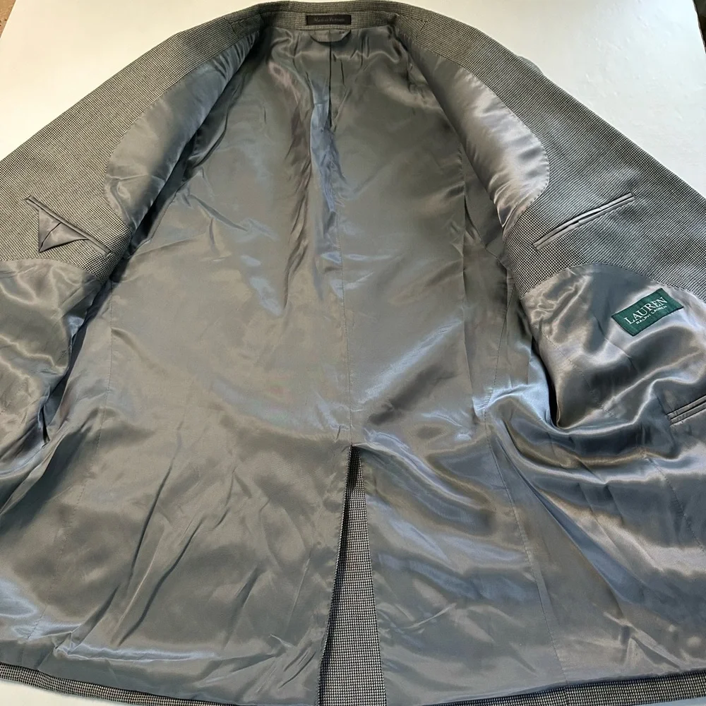 Ralph Lauren‎ blade sports coat size 42R  2 button front, black and gray plaid